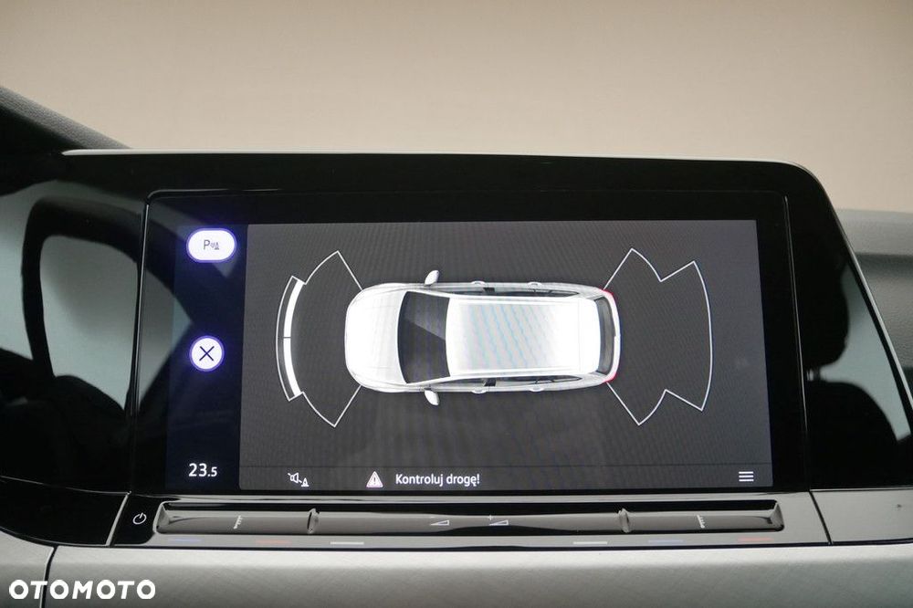 Volkswagen Golf - 18