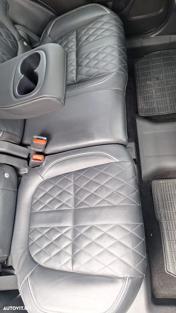 Mitsubishi Outlander 2.4 4WD Diamant+ - 24