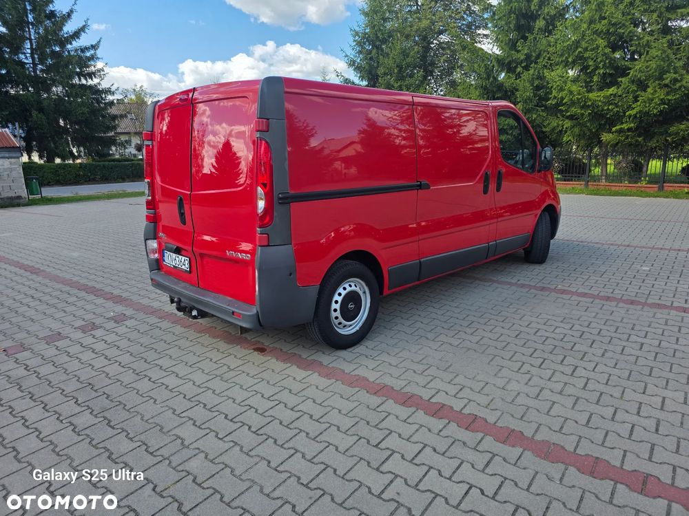 Opel Vivaro - 8