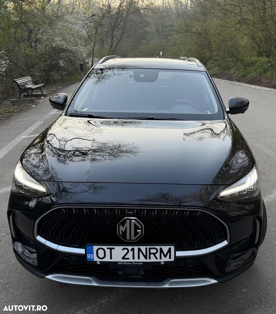 MG HS 1.5 T-GDi 7DCT Exclusive - 4