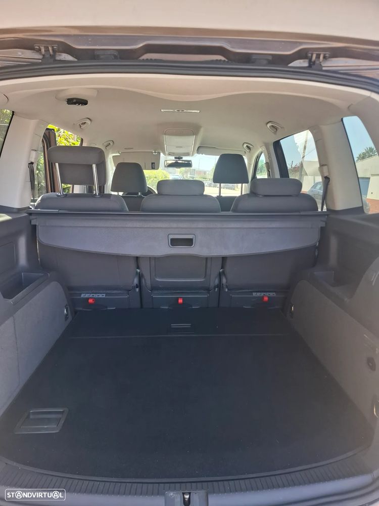 VW Touran 1.4 TSI EcoFuel DSG Comfortline - 11