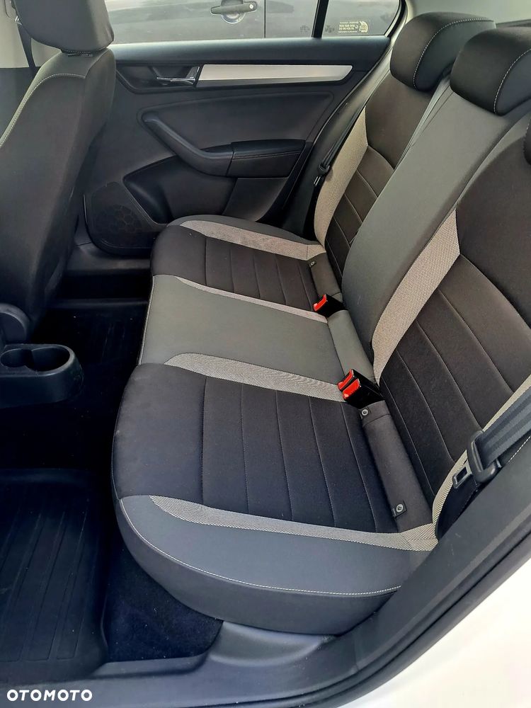 Skoda RAPID 1.4 TDI DPF Ambition - 11