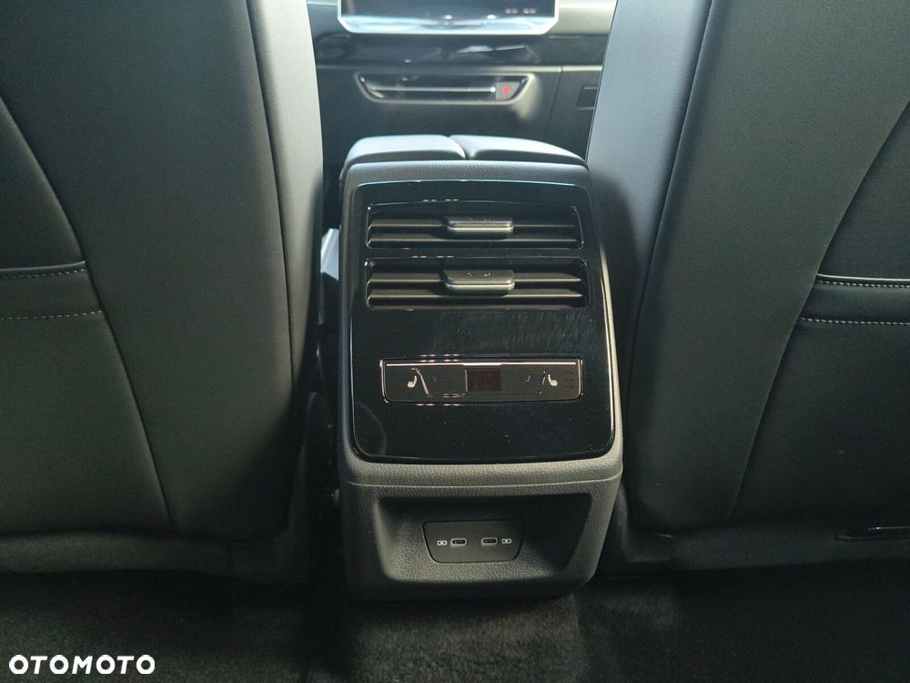 Volkswagen ID.7 77kWh Plus - 14