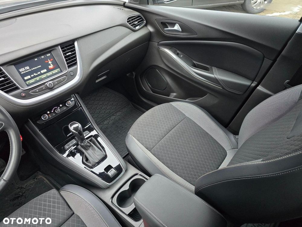 Opel Grandland X 1.2 T GPF Enjoy S&S - 14