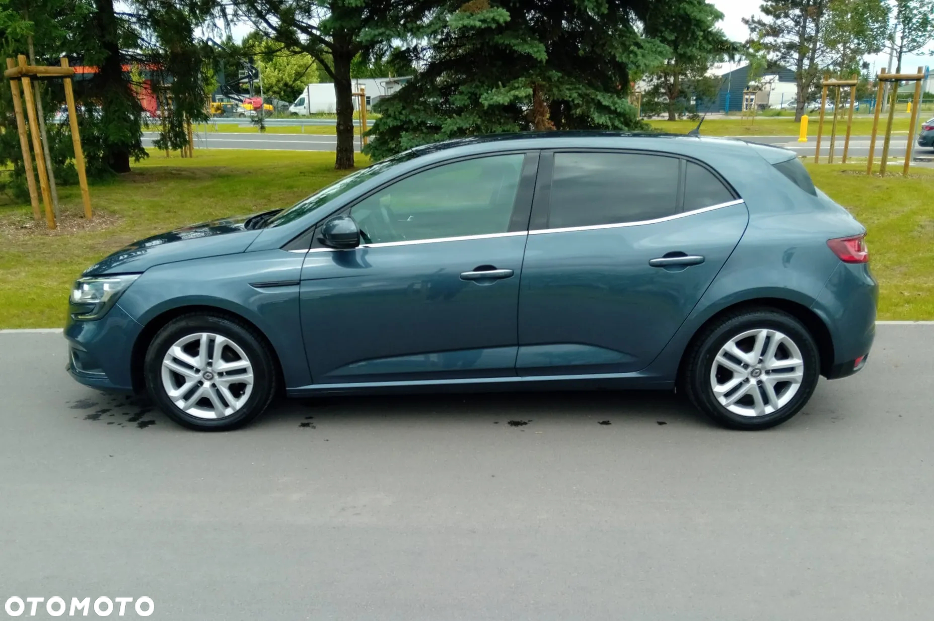Renault Megane 1.5 Blue dCi Limited - 8