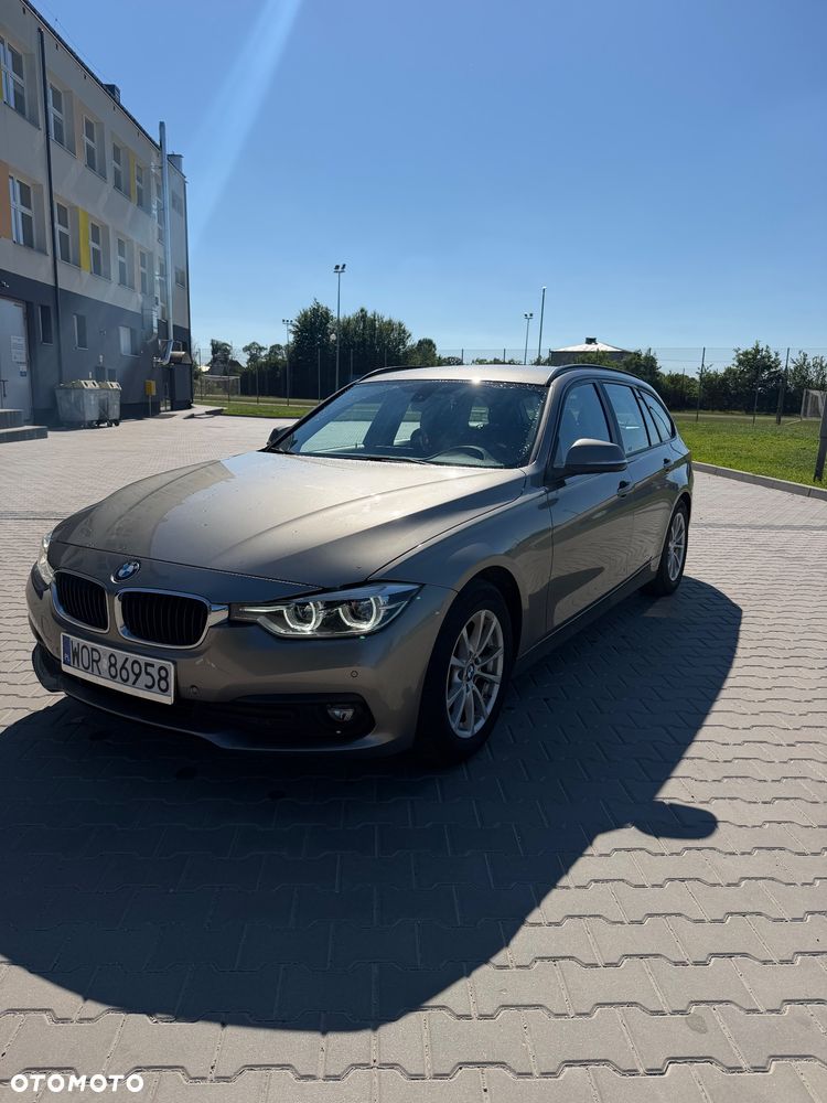 BMW Seria 3 320d Efficient Dynamics Sport Line - 1