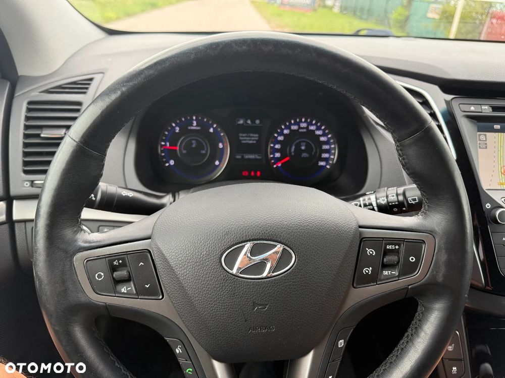 Hyundai i40 Kombi 1.7 CRDi Premium - 13