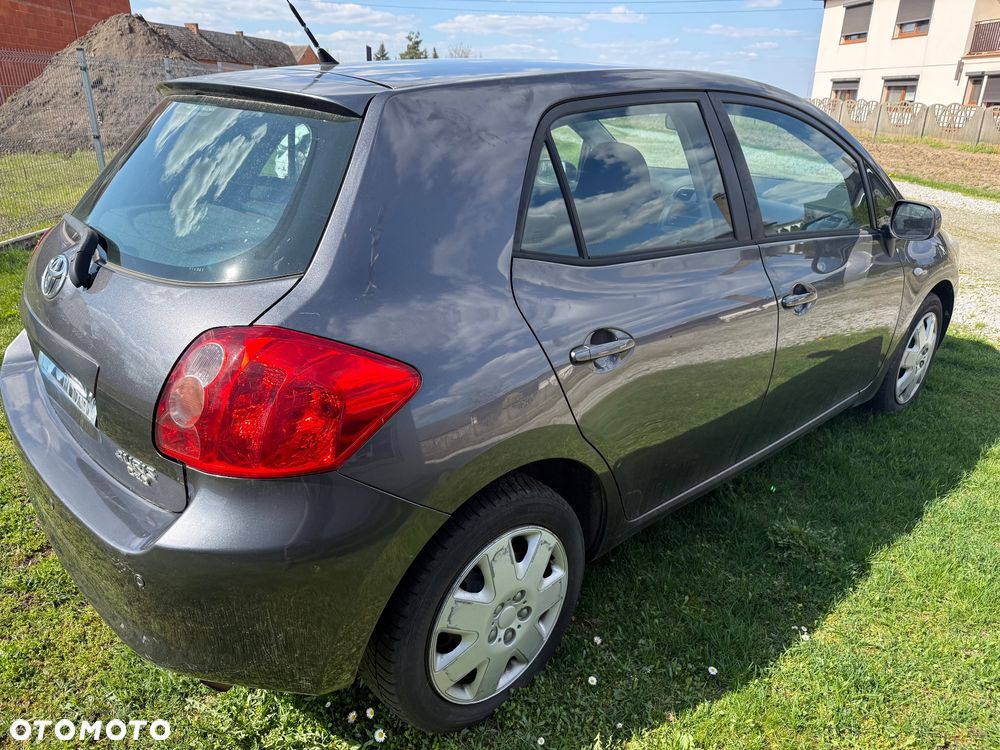 Toyota Auris 2.0 D-4D Edition - 3