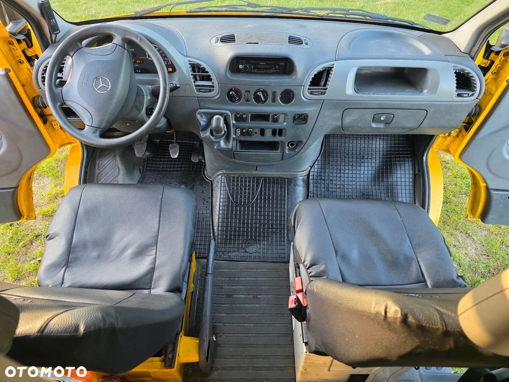 Mercedes-Benz 308CDI - 7