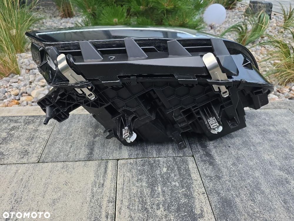 BMW X5 X6 G05 G06  Lampa lewa przód Full Led Basic Led 5A27981-01 - 9