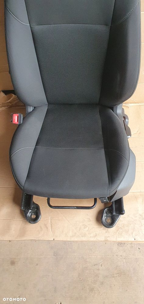 Fotel kierowcy lewy przód przedni Ford Focus Mk3 Lift - 3