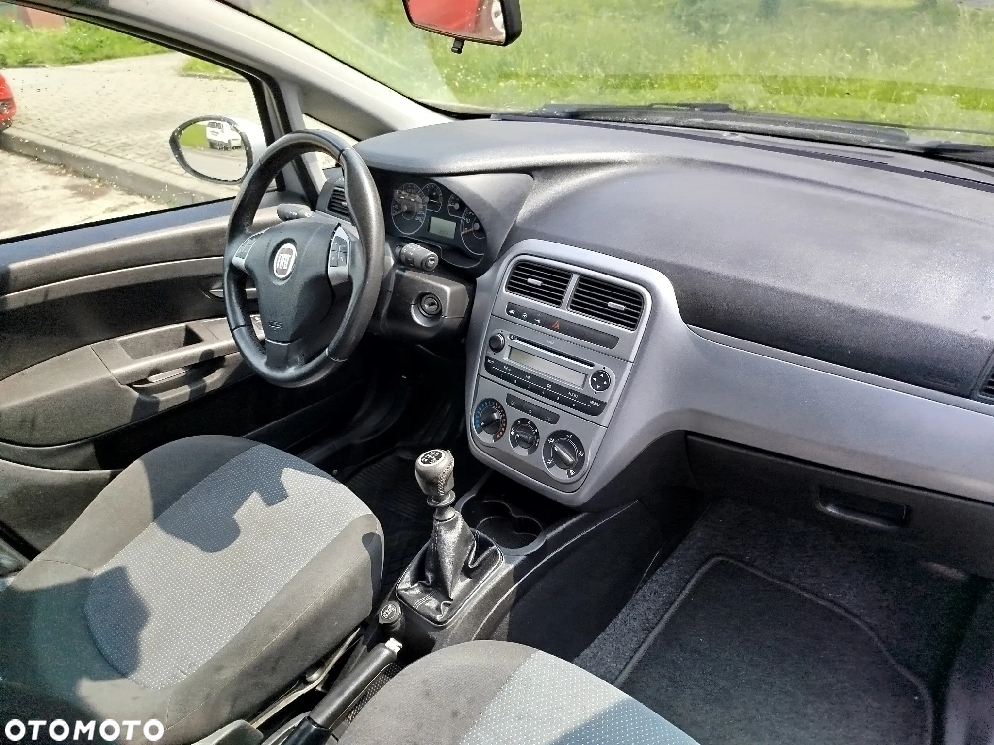 Fiat Grande Punto - 12