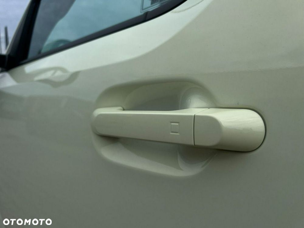 Hyundai Inster - 16