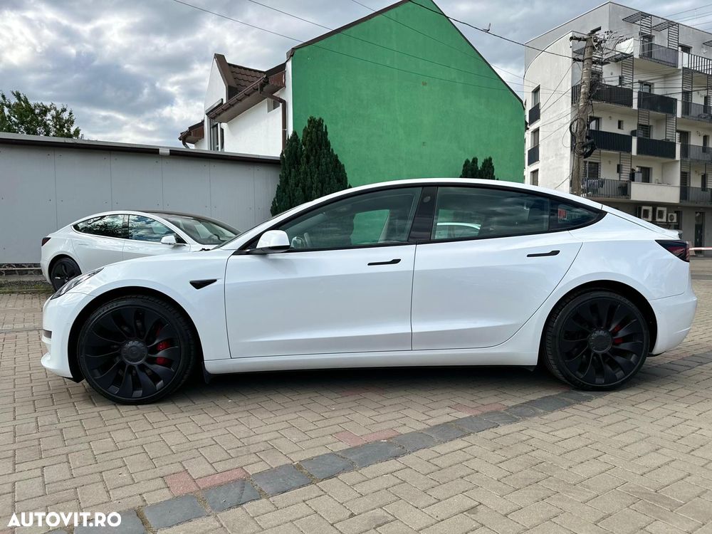 Tesla Model 3 Langstreckenbatterie Allradantrieb Dual Motor Performance - 15