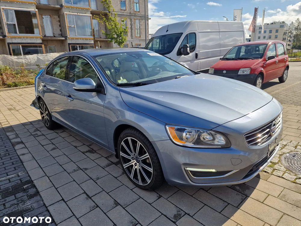Volvo S60 - 14