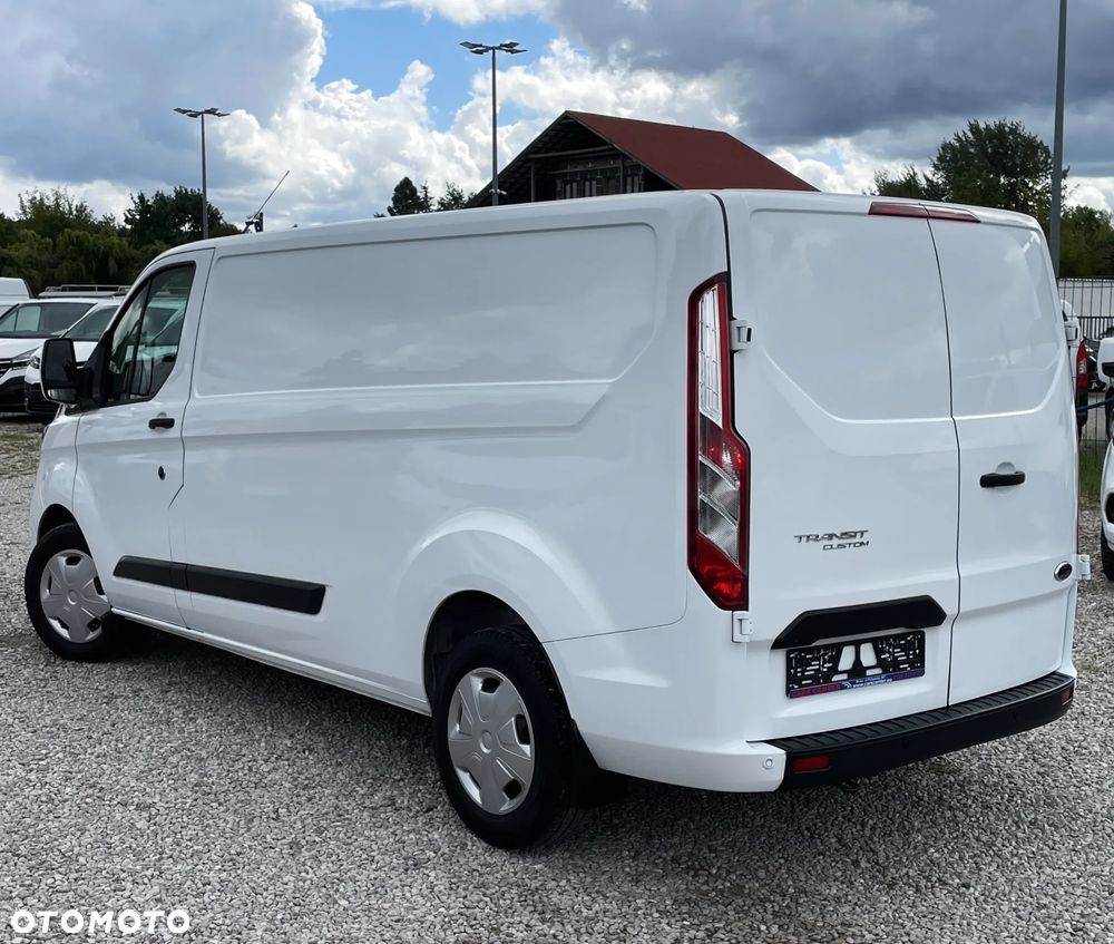 Ford Transit Custom - 11