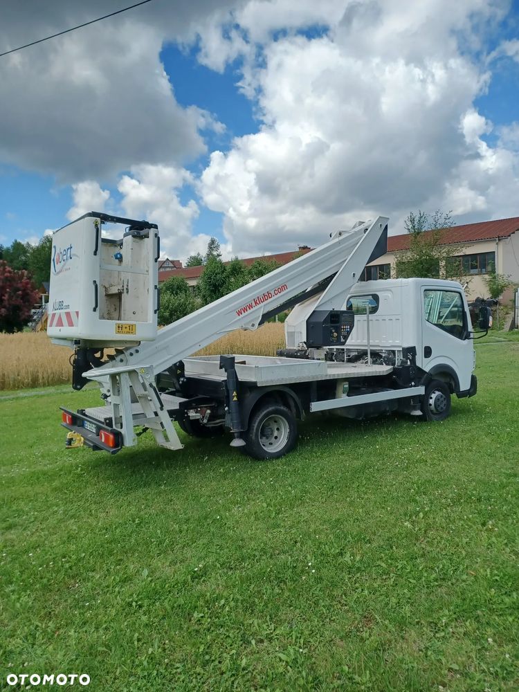 Renault Maxity - 3