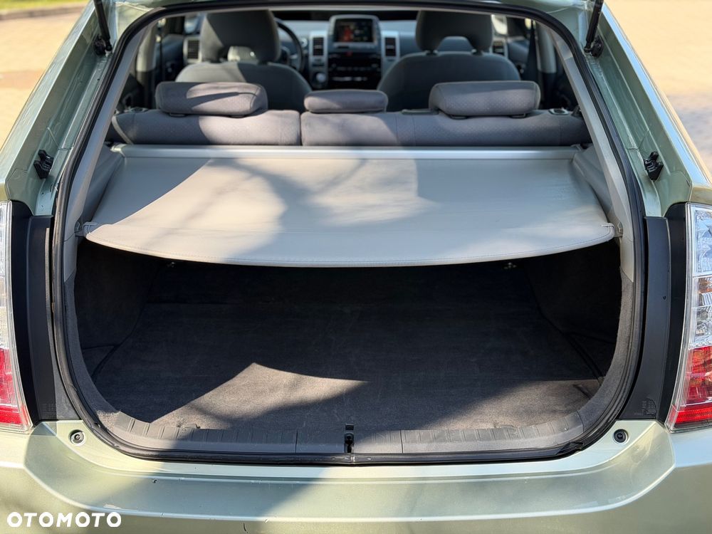 Toyota Prius 1.5 VVT-i Sol - 12