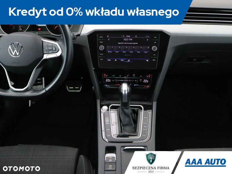 Volkswagen Passat - 14
