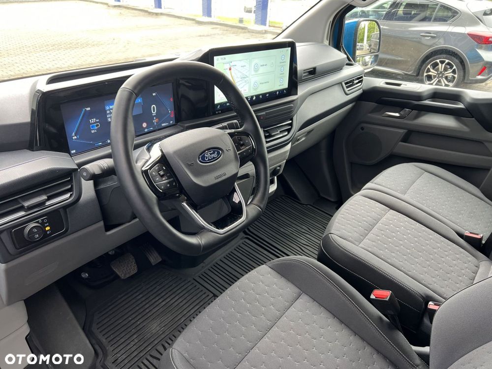 Ford Transit Custom - 10