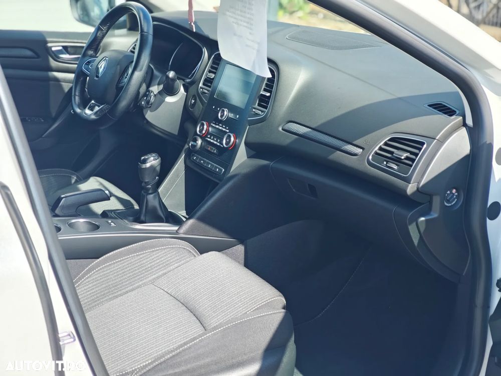 Renault Megane BLUE dCi 115 LIMITED - 6