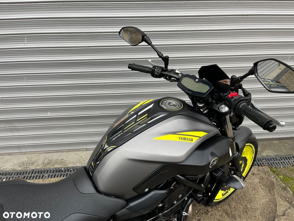 Yamaha MT - 21
