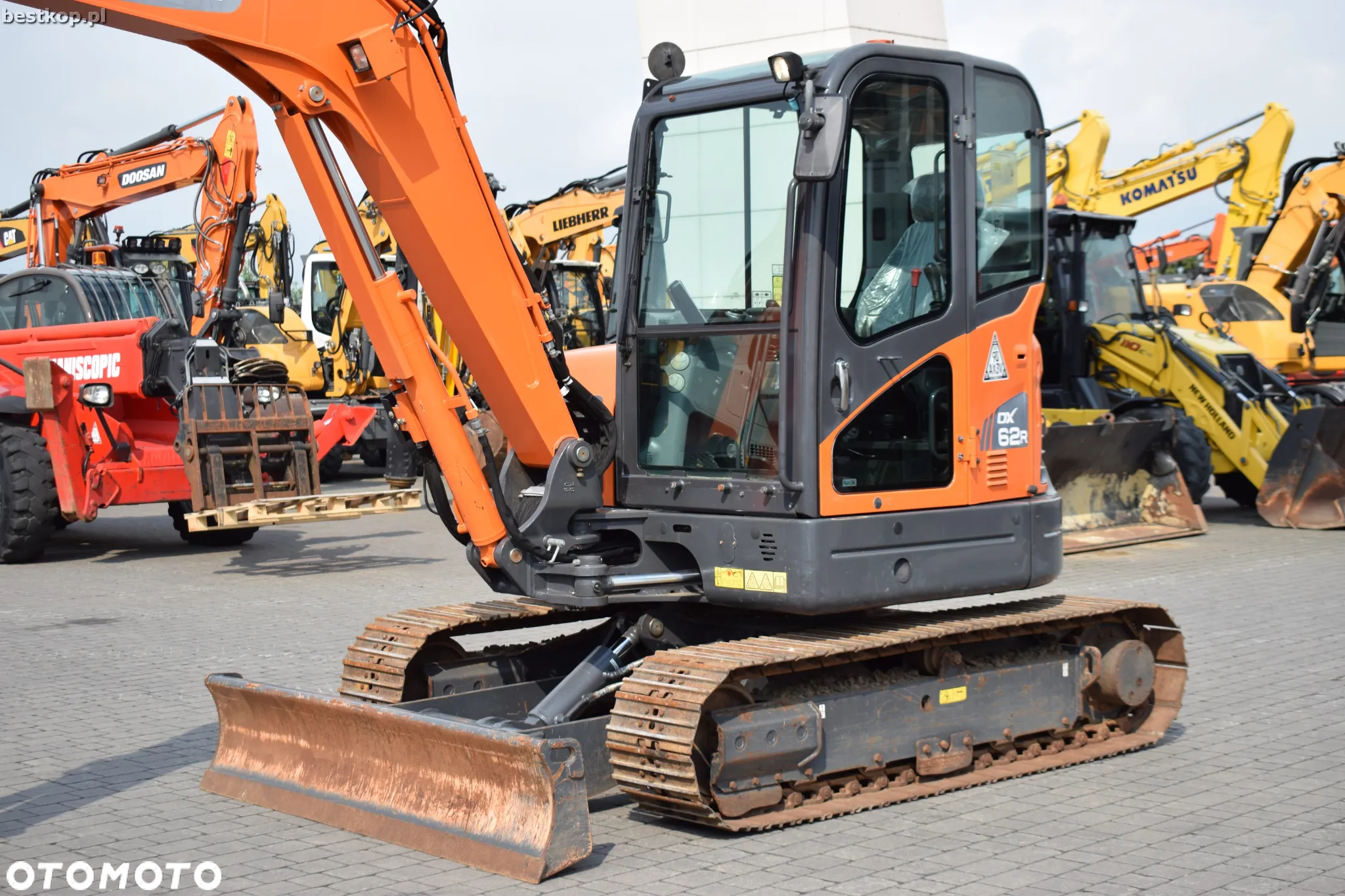 Doosan DX62R-3 - 14