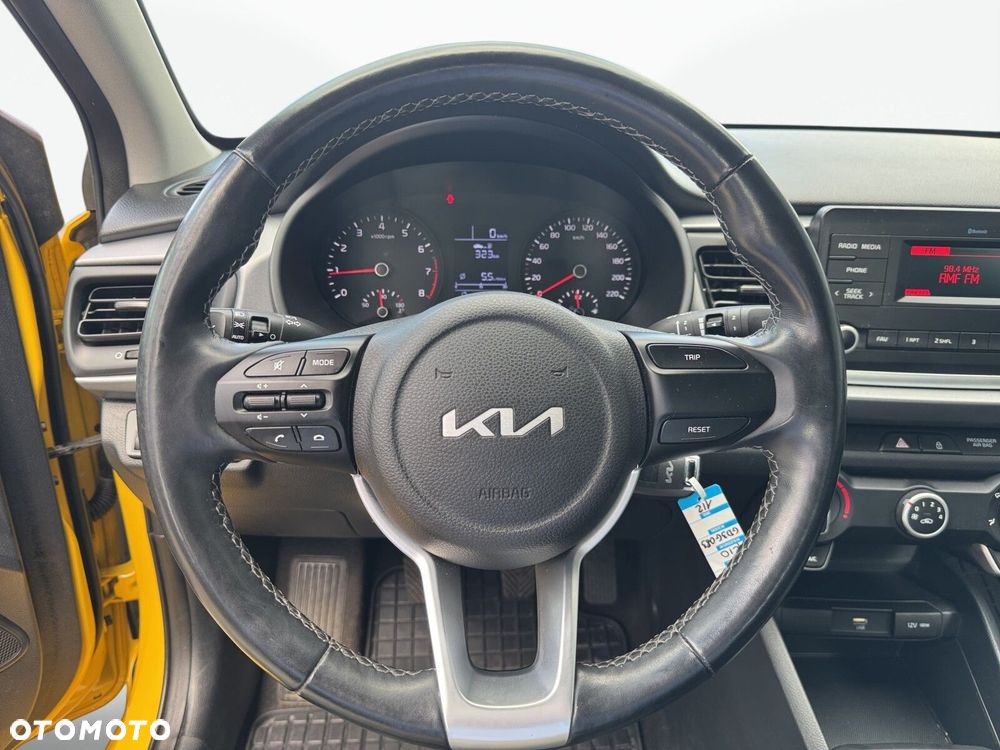 Kia Rio - 16