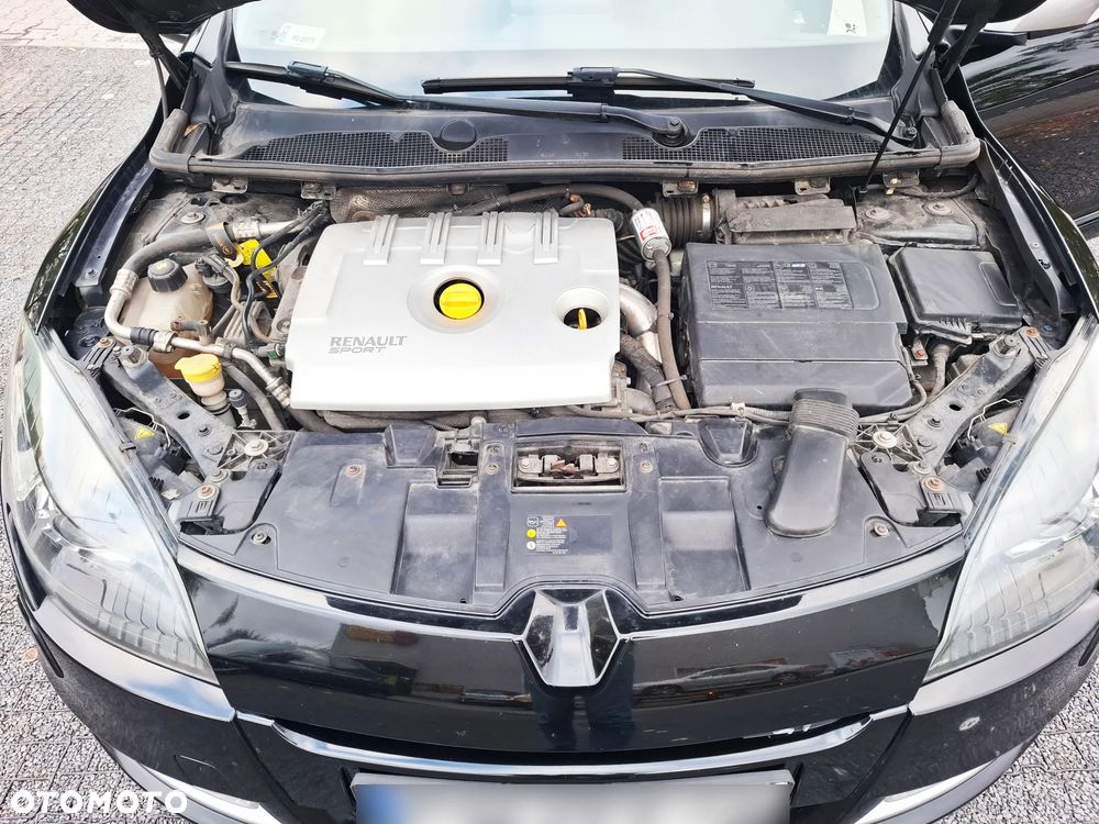 Renault Megane TCe 180 GT - 11