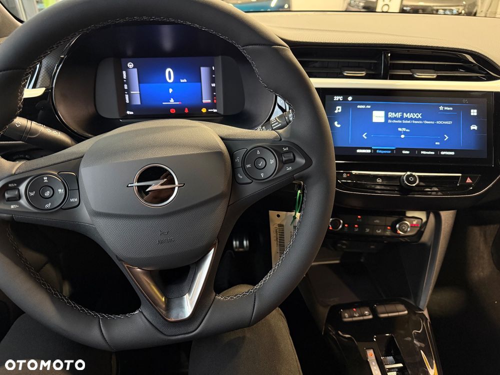 Opel Corsa 1.2 T mHEV GS eDCT - 11