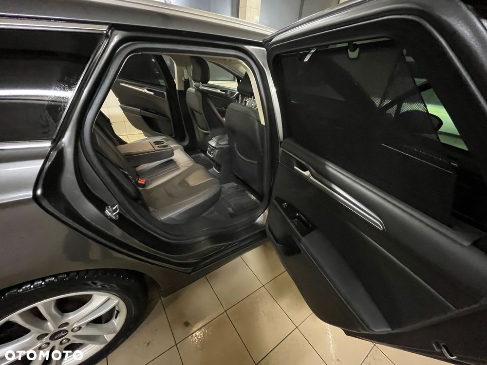 Ford Mondeo 2.0 TDCi Bi-Turbo Titanium PowerShift - 13