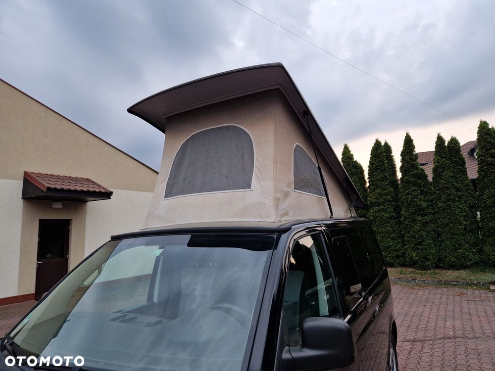 Volkswagen Multivan - 12