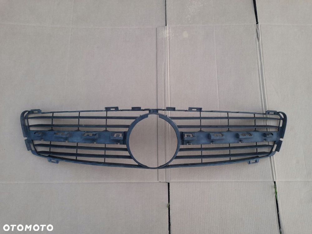 grill atrapa mercedes cls w218 218 oryginał - 1