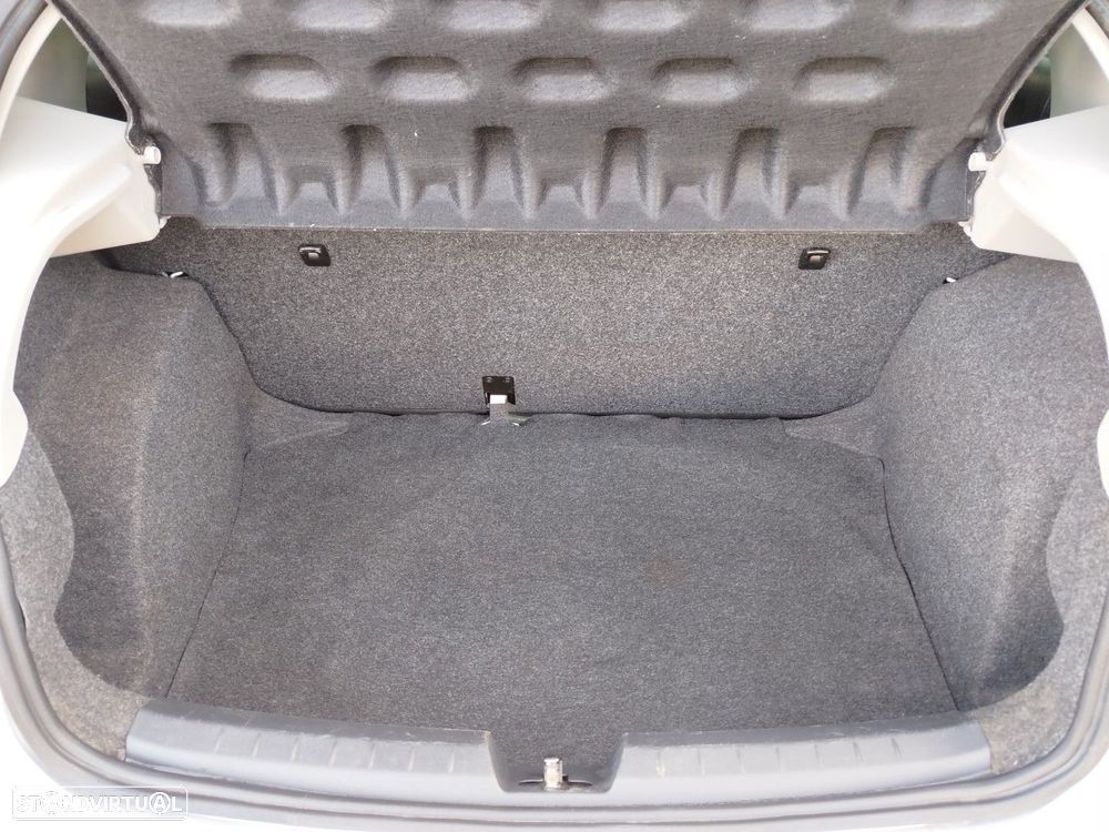 SEAT Ibiza 1.0 Reference - 21