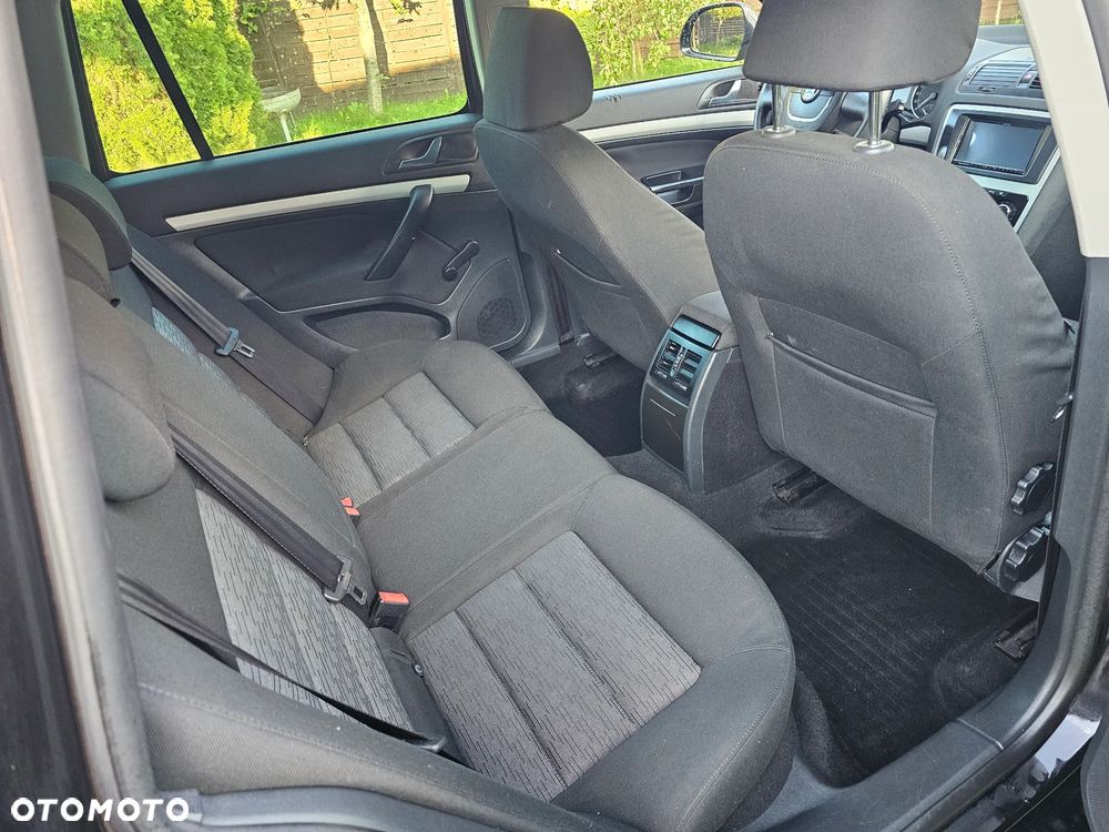 Skoda Octavia 1.6 TDI Active - 9