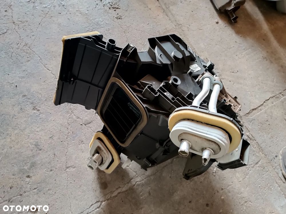 Nagrzewnica kompletna Trafic II Vivaro Primastar 8200963991 KLIMATYZACJA - 2