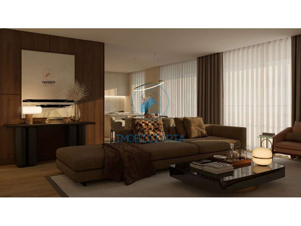 Penthouse T4, c/Jacuzzi, Terraços e Garagem 4 viaturas - Grande imagem: 5/19