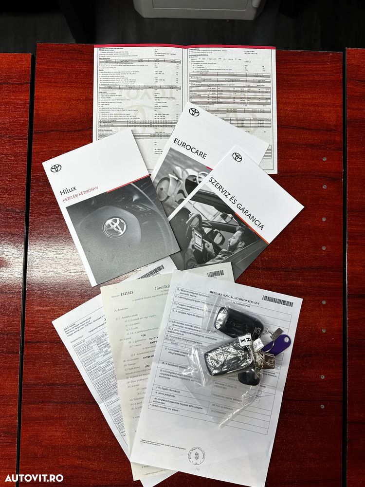 Toyota Hilux 2.8D 204CP 4x4 Double Cab AT Invincible Color Edition - 22