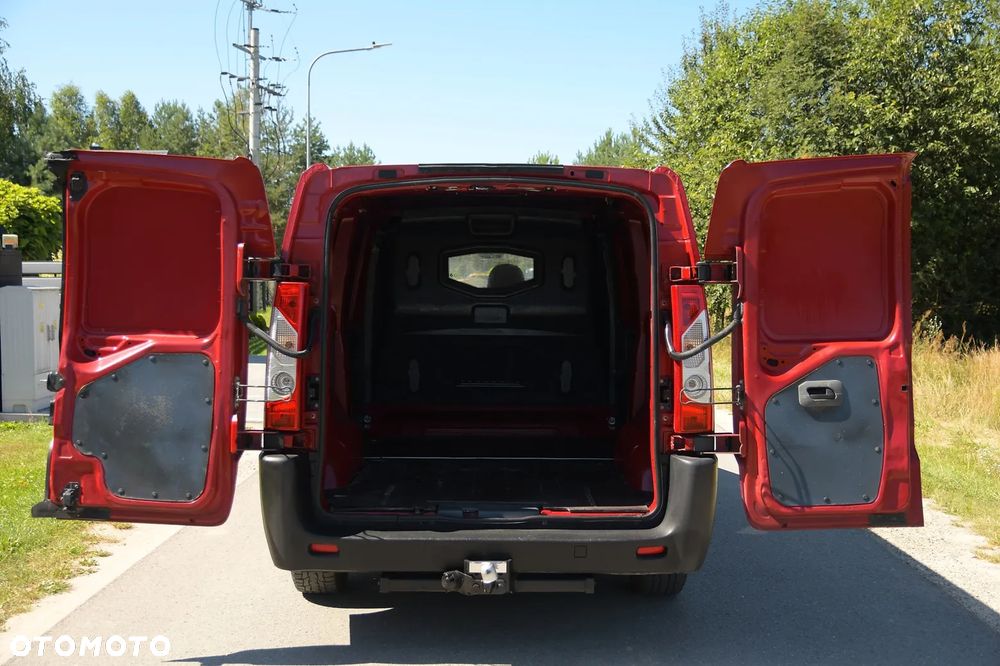 Citroën JUMPY/SCUDO/EXPERT/LONG/ 2.0 HDI / ZDROWY BEZ KOROZJI/ PODGRZEWANE FOTELE/KLIMATYZACJA/BOGATO WYPOSAZONY - 18
