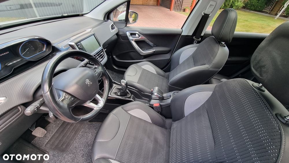 Peugeot 2008 - 14
