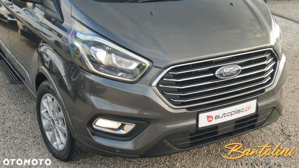 Ford Tourneo Custom - 2