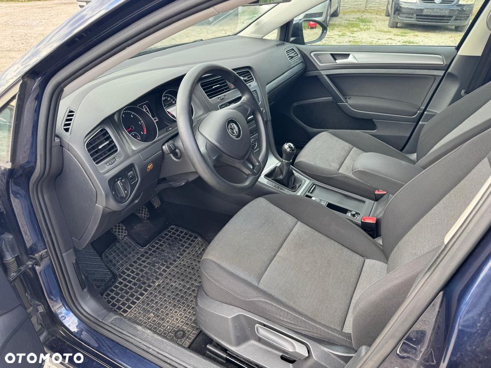 Volkswagen Golf 1.6 TDI Trendline - 26
