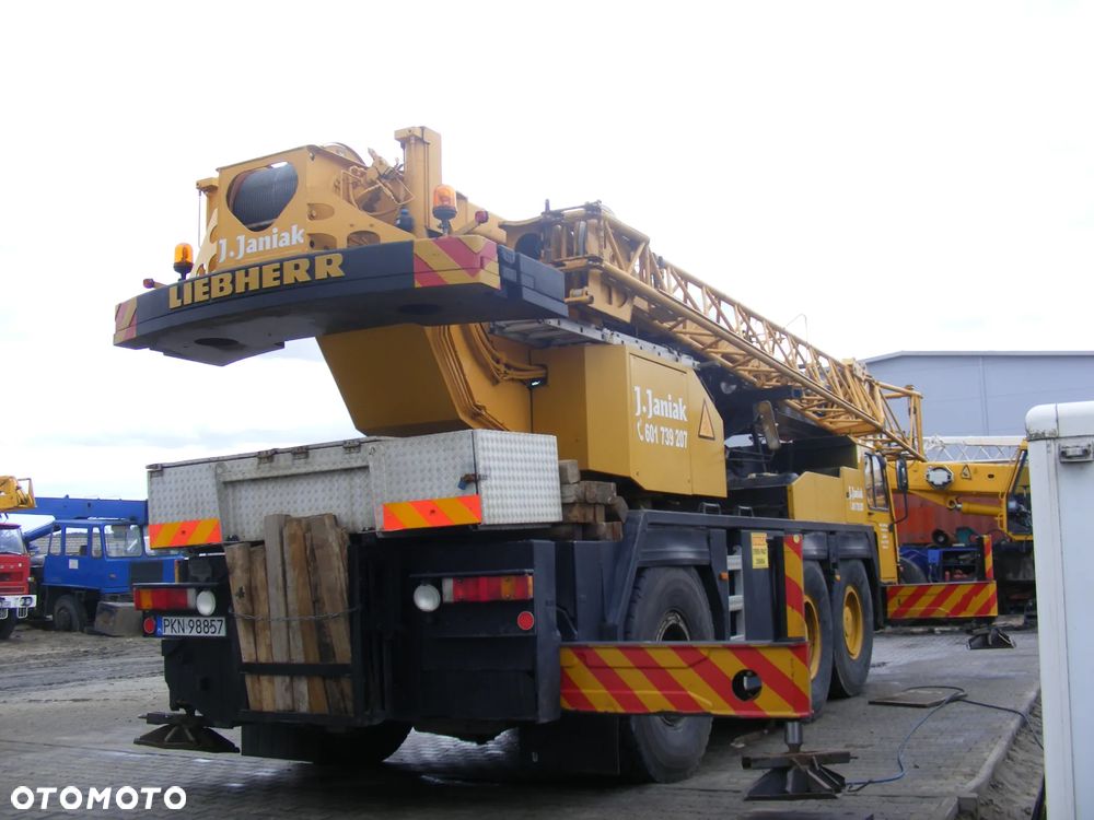Liebherr LTM 1050 - 4