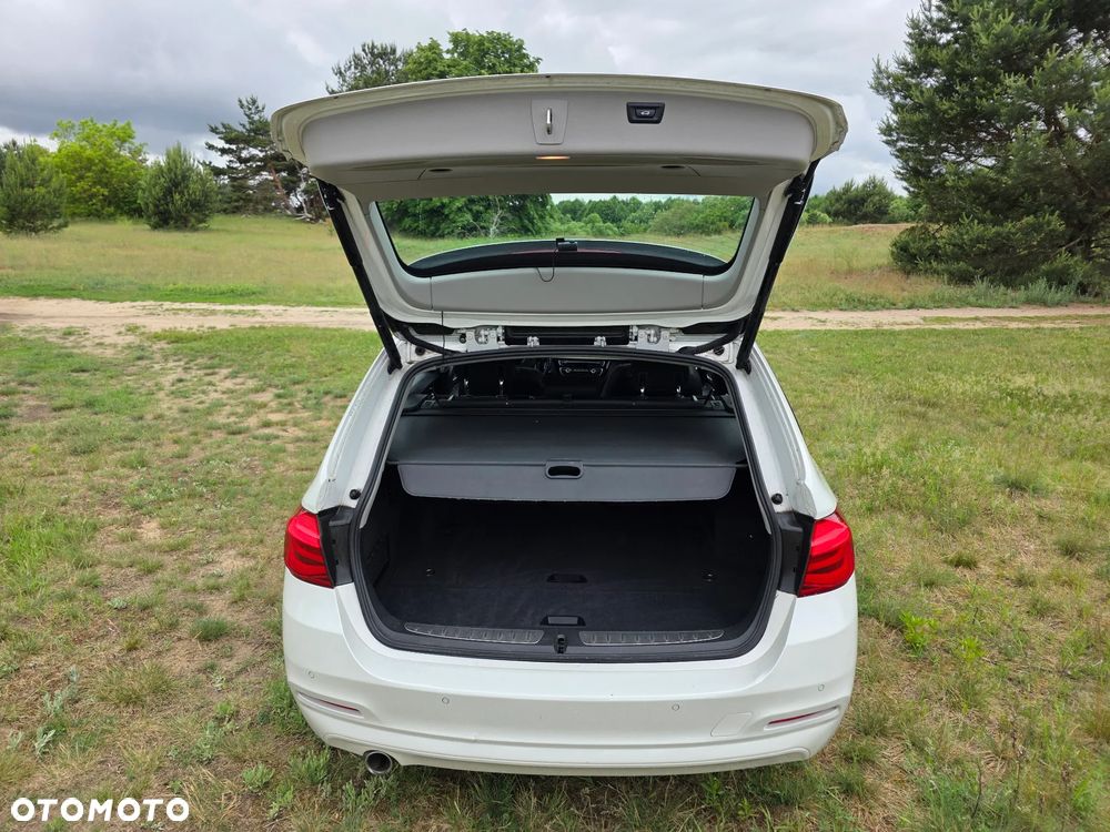 BMW Seria 3 318d Advantage - 11