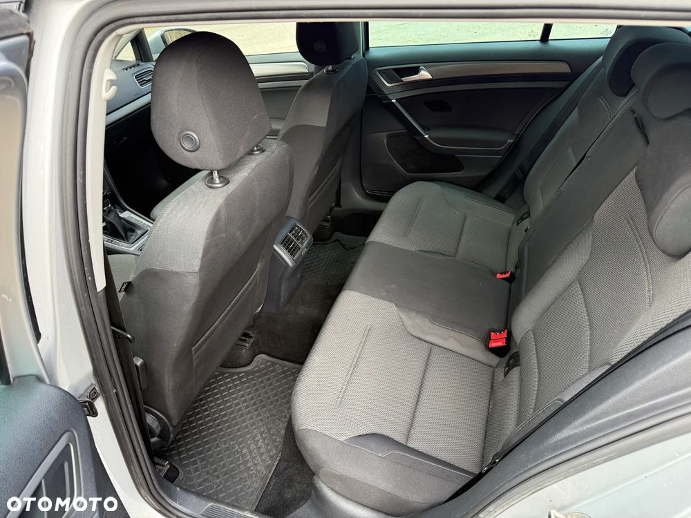 Volkswagen Golf 2.0 TDI (BlueMotion Technology) Comfortline - 12