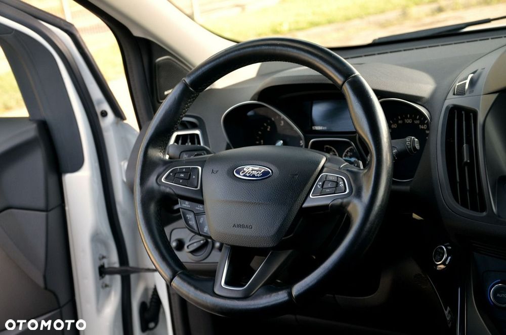 Ford Kuga - 21