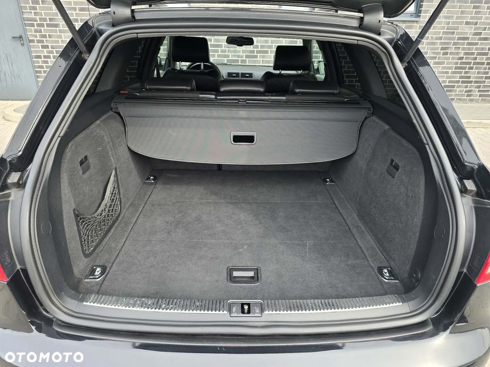 Audi A4 Avant 2.0 TDI DPF quattro - 19