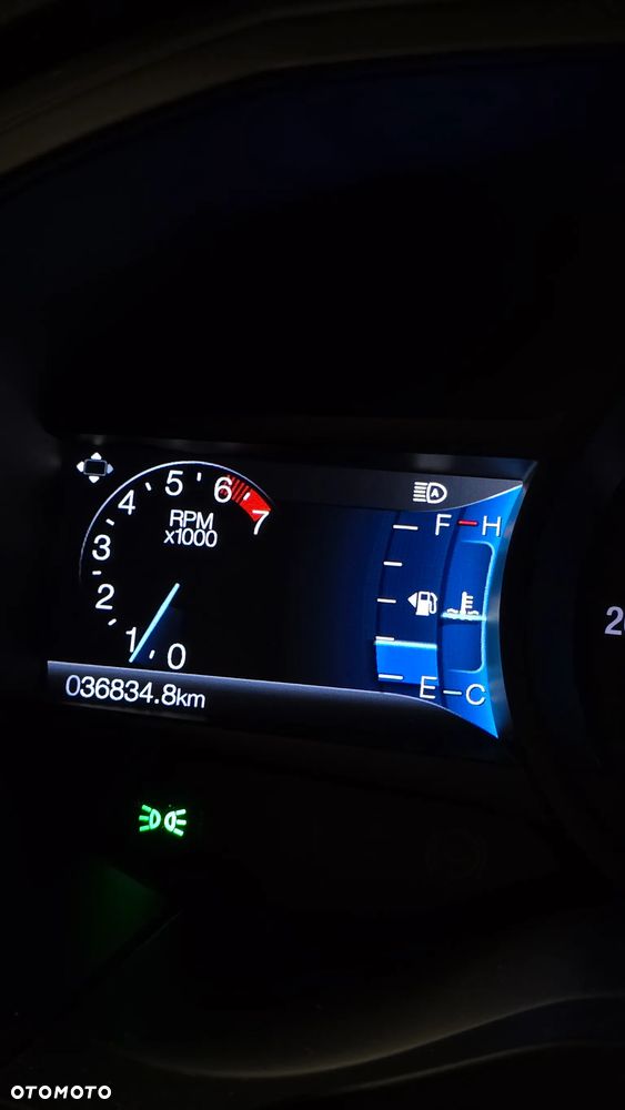 Ford Edge - 10