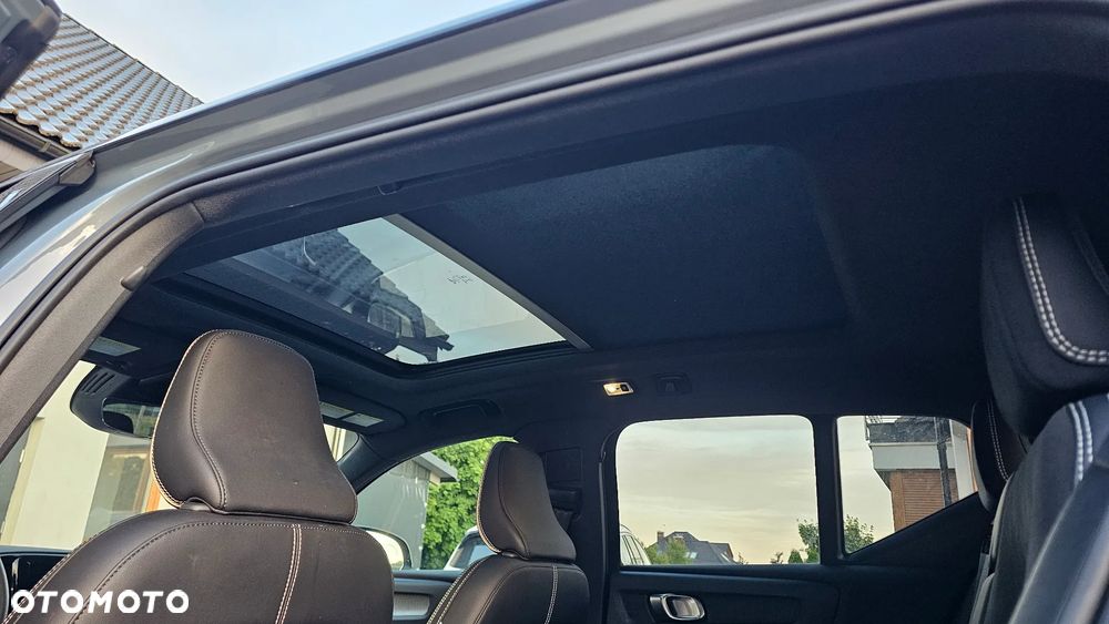Volvo XC 40 B4 B AWD Geartronic RDesign - 22