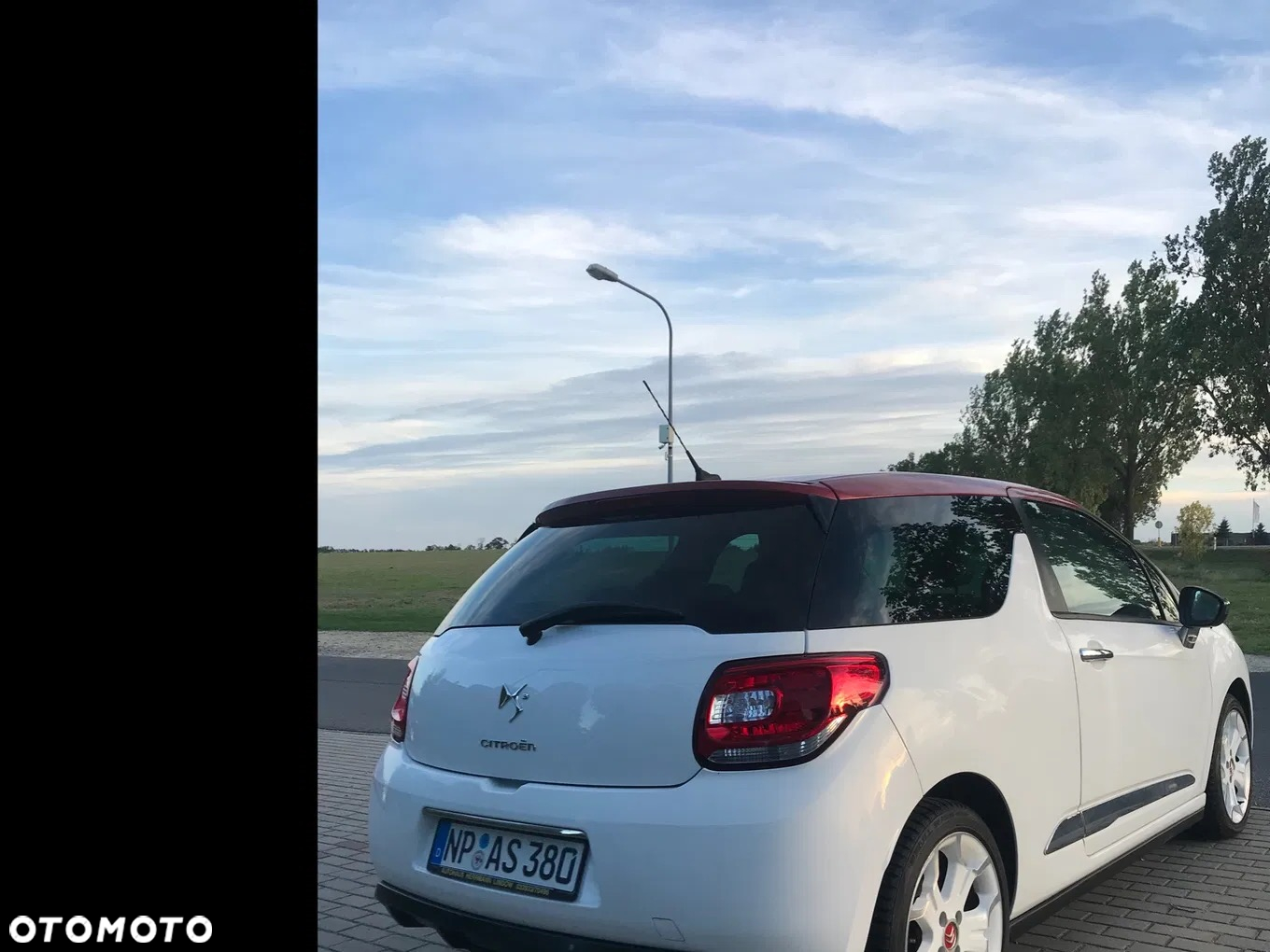 Citroën DS3 VTi 120 SoChic - 3